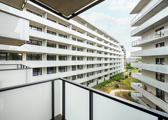 Central Park Z Balkonem I Parkingiem By Renters Prestige Apartamento *