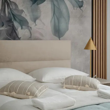 Central Park Z Balkonem I Parkingiem By Renters Prestige